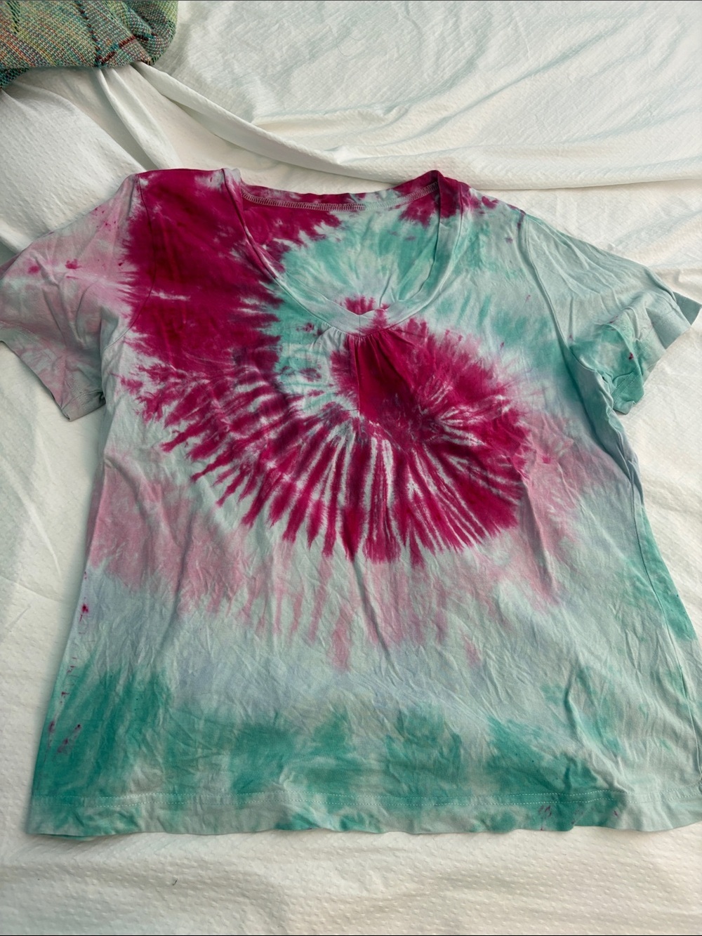 Tie-Dye Short Sleeve Tee in Teal & Magenta